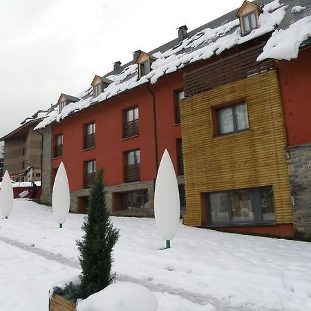 Nubahotel Веля Екстериор снимка