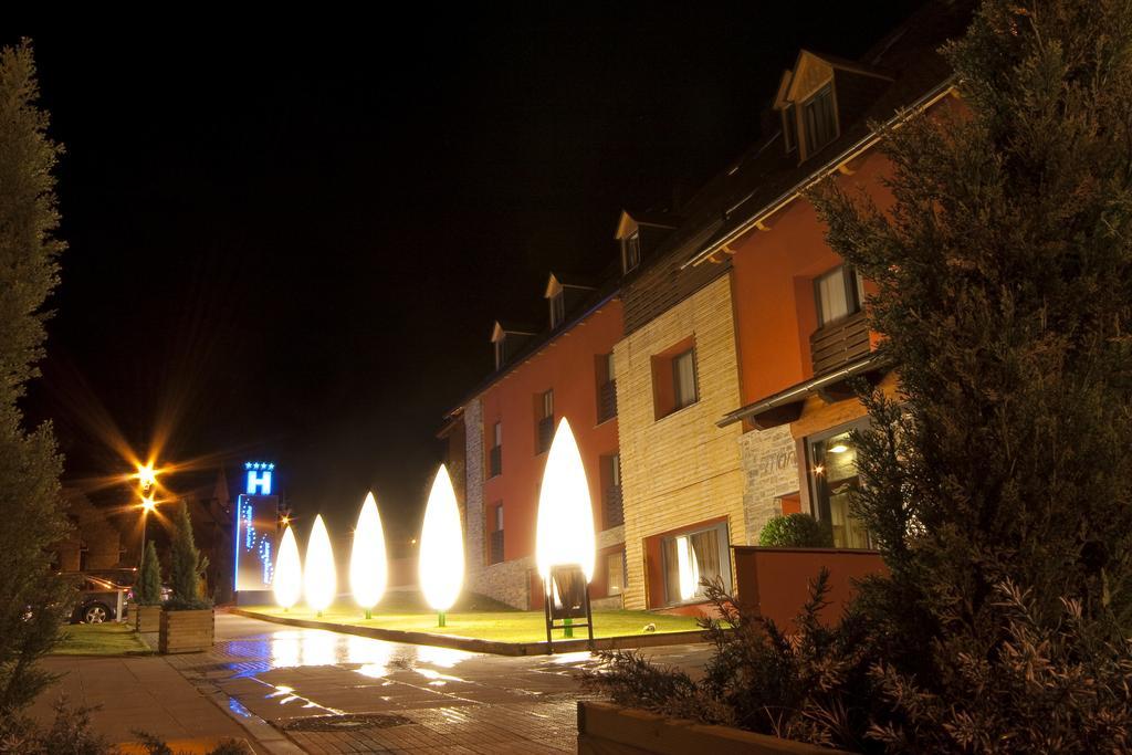 Nubahotel Веля Екстериор снимка